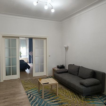 The Brussels-Laken Appartement Extérieur photo